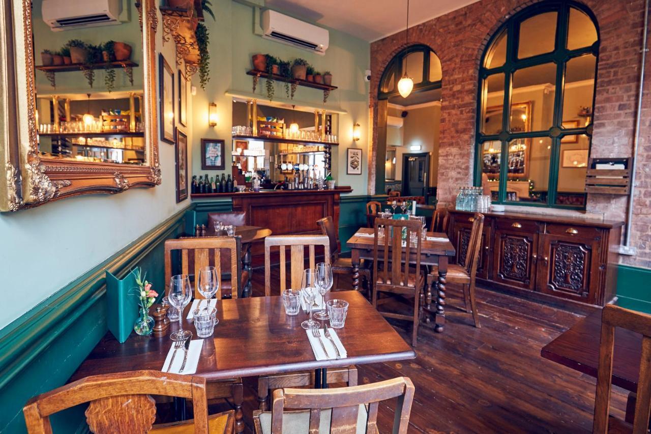 The Old Coffee Tavern Уорик Номер фото